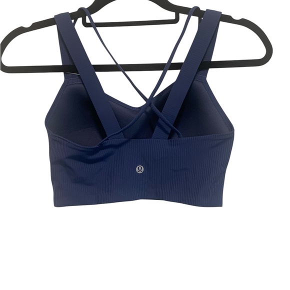 28. NWT Lululemon like a cloud longline bra Ribbed size 4 - Picture 3 of 5